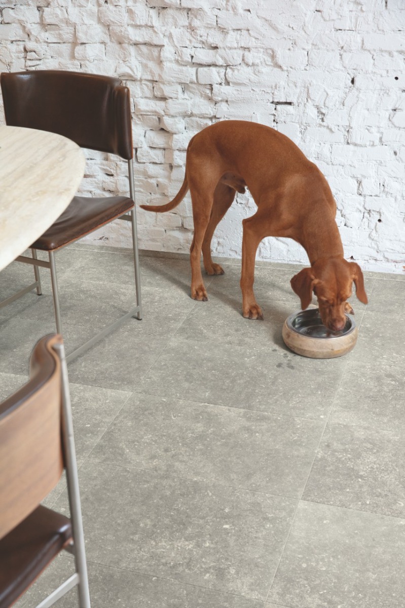 laminaat grijs tegel